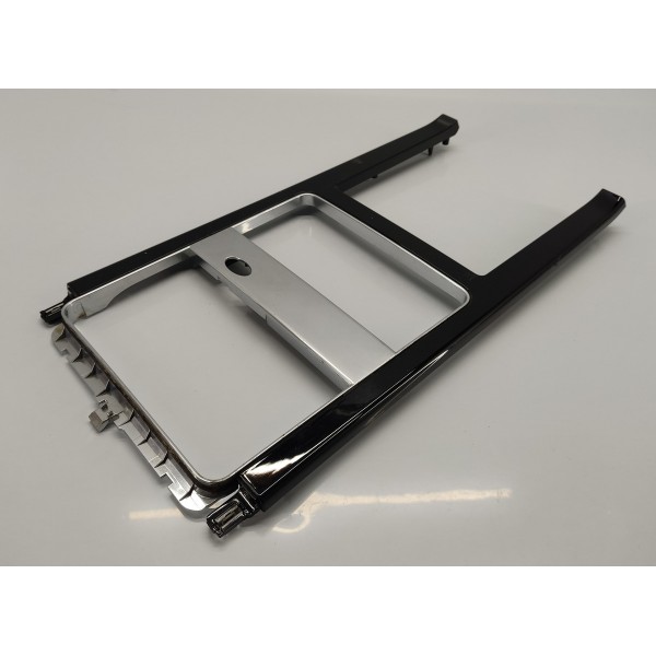 Moldura Console Velar 2.0 P300 2020 Detalhe Preto