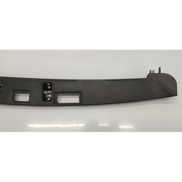 Acabamento Moldura Tampa Porta Malas Velar 2.0 P300 2020 Preto