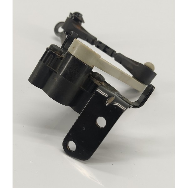 Sensor Nivel Altura T.d Velar 2.0 P300 2020