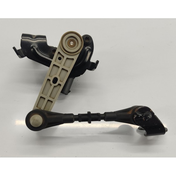 Sensor Nivel Altura T.d Velar 2.0 P300 2020