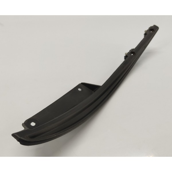 Acabamento Para Choque Traseiro T.e Velar 2.0 P300 2020