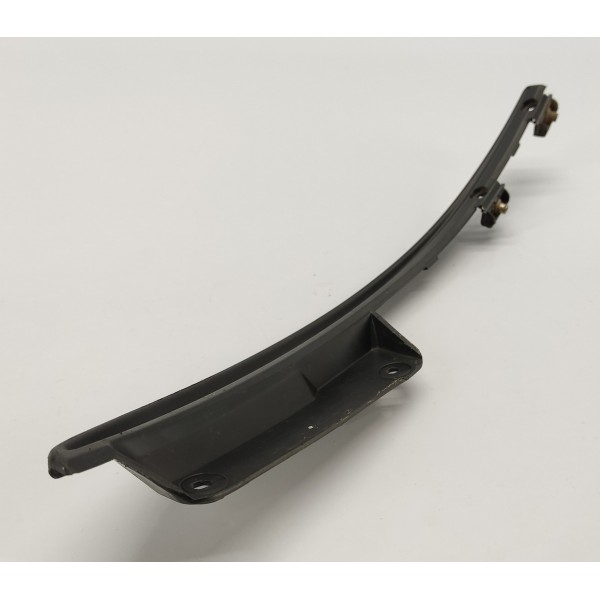 Acabamento Para Choque Traseiro T.d Velar 2.0 P300 2020