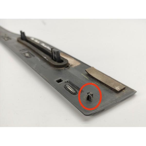 Moldura Porta D.d Velar 2.0 P300 2020 Detalhe J8a229426cd Preto