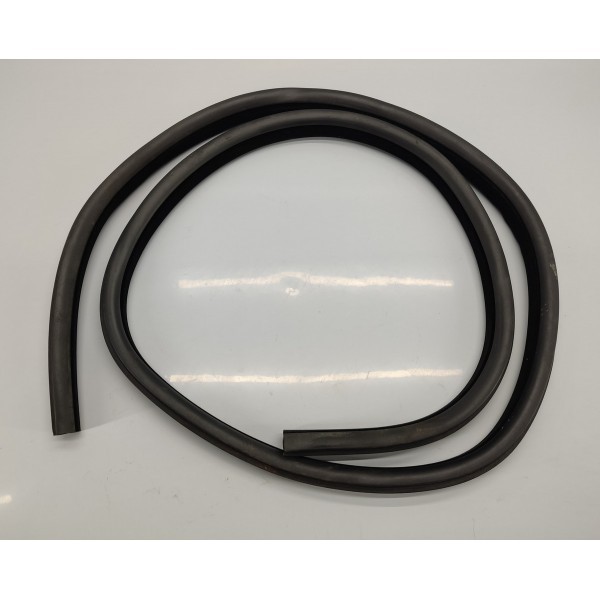 Borracha Vedação Carroceria Porta T.d Velar 2.0 P300 2020