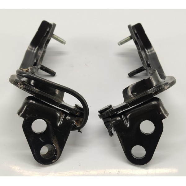 Par Dobradiça Tampa Traseira Velar 2.0 P300 2020