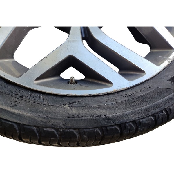 Roda R21 Velar 2.0 P300 2020 Pneu Ruim Detalhe Preto