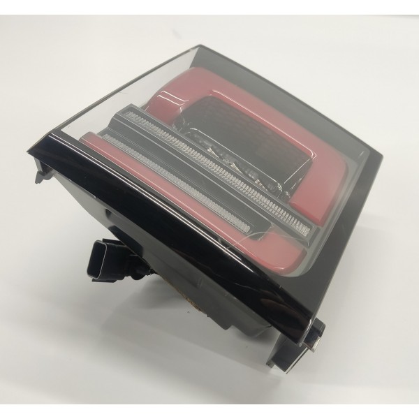 Lanterna Tampa T.d Discovery Sport 2021 Diesel Lk7213a420ag Direito/passageiro Vermelho