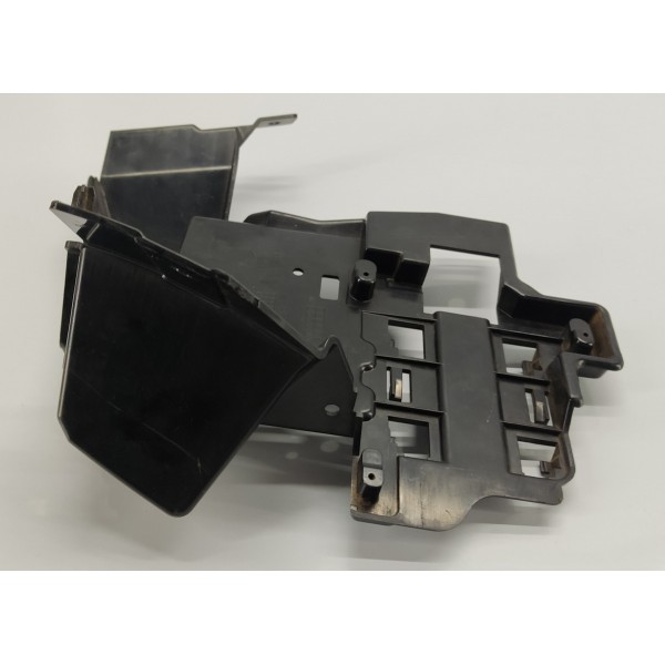 Suporte Guia Parachoque T.e Discovery Sport 2021 Diesel