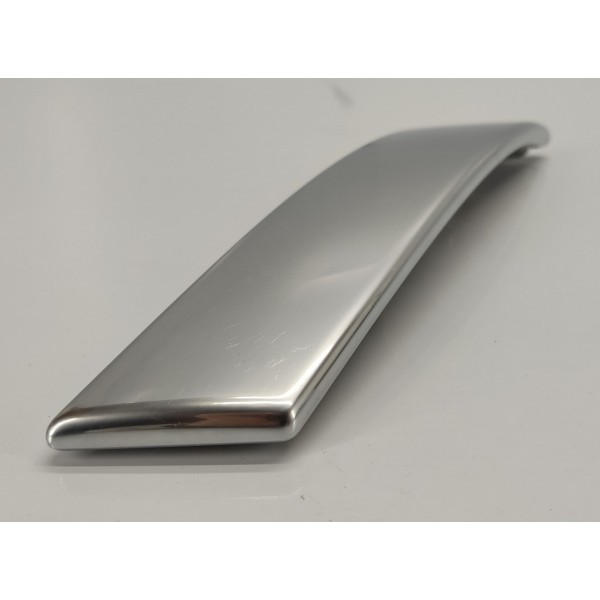 Acabamento Puxador Porta E. Discovery Sport 2021 Diesel Prateado