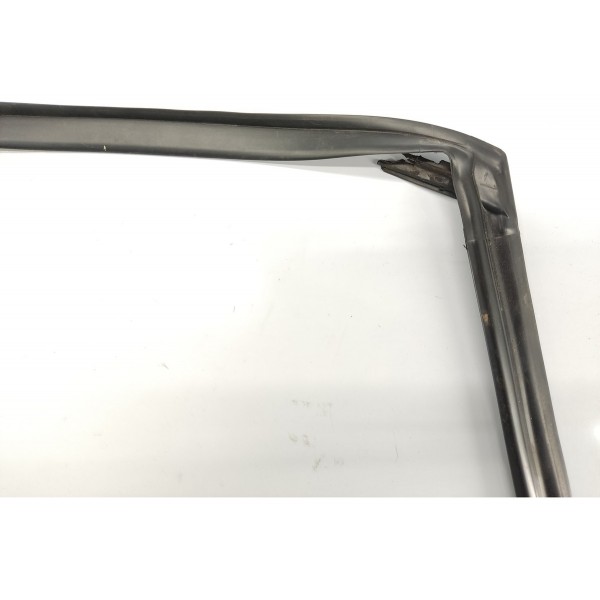 Borracha Fixa Superior Porta T.d Discovery Sport 2021