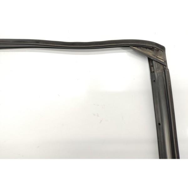 Borracha Fixa Superior Porta T.e Discovery Sport 2021
