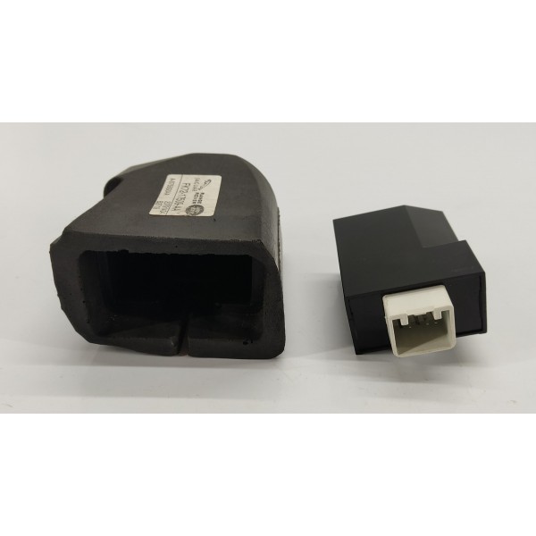 Modulo Rele Limpador Traseiro Discovery Sport 2021 Diesel