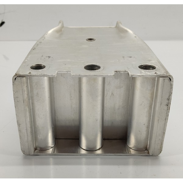 Suporte Alma Parachoque D.e Discovery Sport 2021 Detalhe