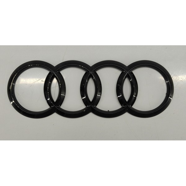 Emblema Tampa Traseira Audi Q5 2.0 2022 Preto