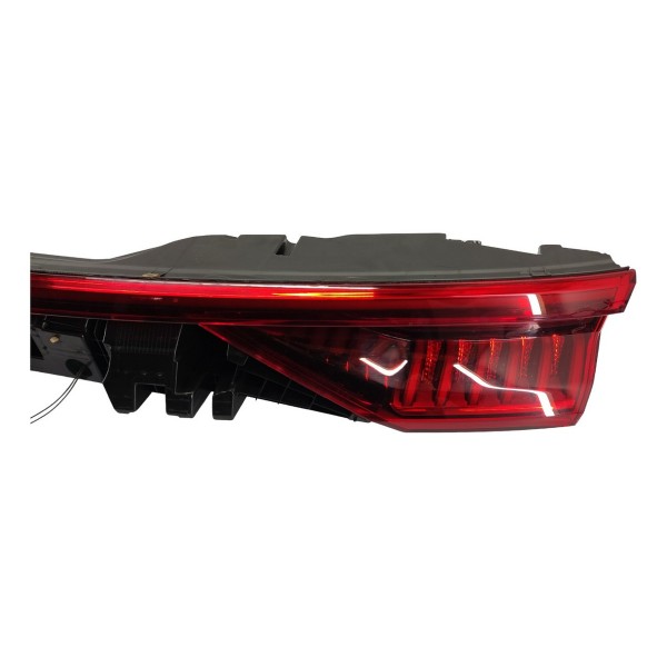 Lanterna Tampa Traseira Audi Q8 2019 4m8945095 Ambos Lados Vermelho