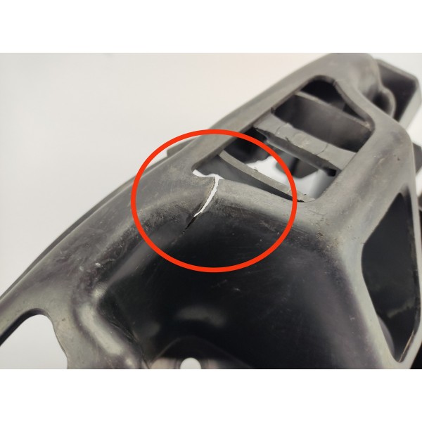 Suporte Guia Parachoque T.e Range Rover Sport 2009 C/detalhe