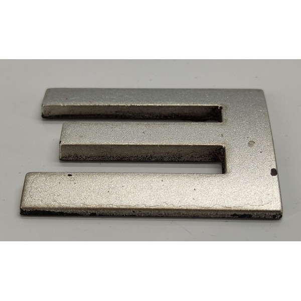 Emblema Letra E Capo Range Rover Sport 2009 01 Prateado