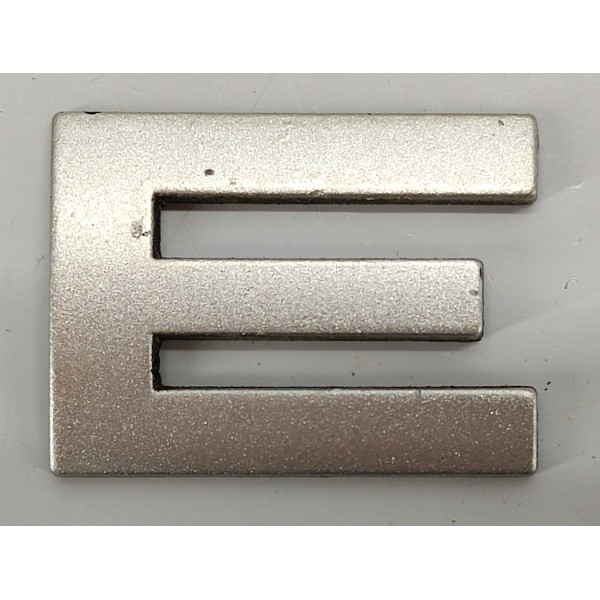 Emblema Letra E Capo Range Rover Sport 2009 02 Prateado