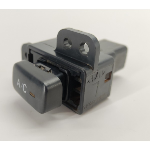 Botao Ar Condicionado Toyota Hilux 3.0 2009 153984 Preto
