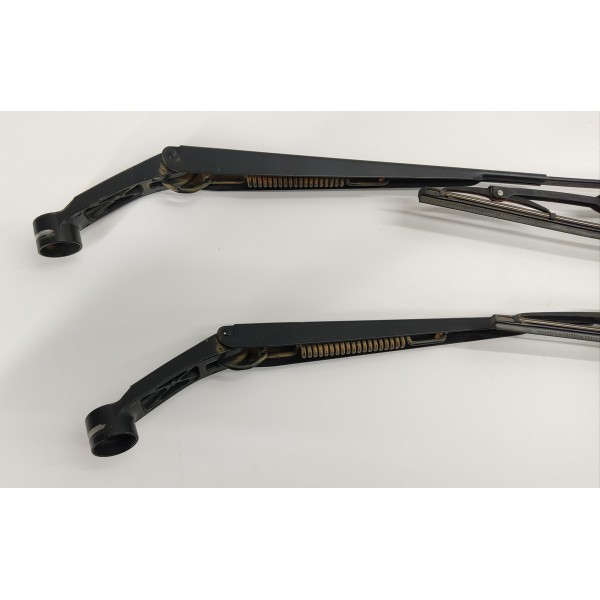 Par Braço Limpador Parabrisa Toyota Hilux 3.0 2009 Direito