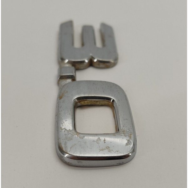 Emblema Porta 3.0 Toyota Hilux 3.0 2009 01 Prateado