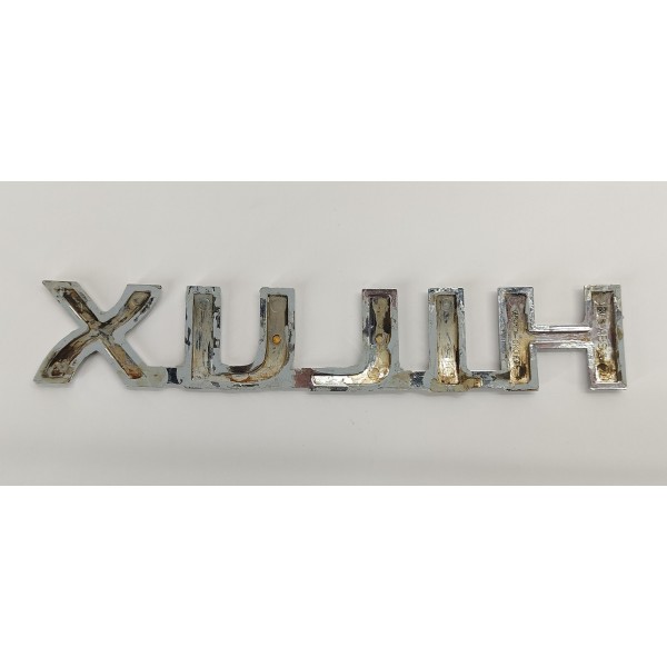 Emblema Letreiro Porta Toyota Hilux 3.0 2009 02 Prateado