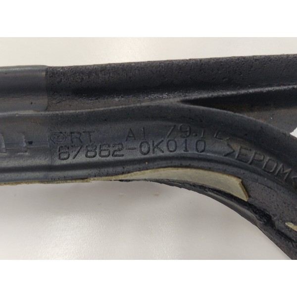 Borracha Fixa Porta D.e Toyota Hilux 3.0 2009 678620k010