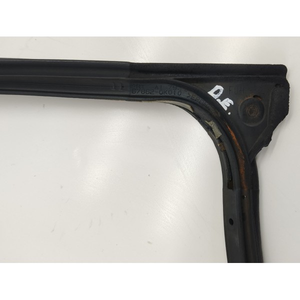Borracha Fixa Porta D.e Toyota Hilux 3.0 2009 678620k010