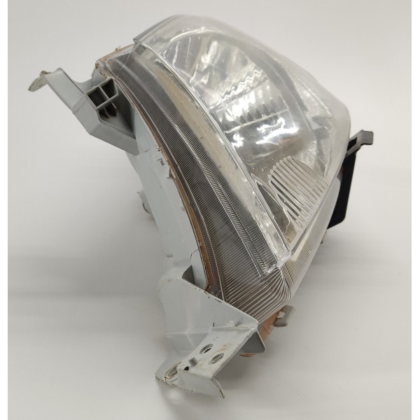 Farol Esquerdo Paralelo Toyota Hilux 3.0 2009 Esquerdo/motorista
