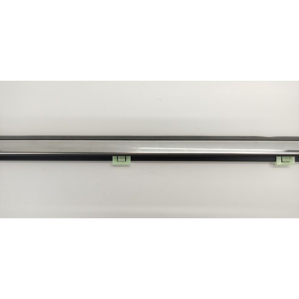 Pestana Externa Porta T.d Azera 3.3 2011