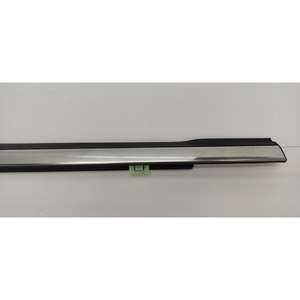 Pestana Externa Porta T.d Azera 3.3 2011