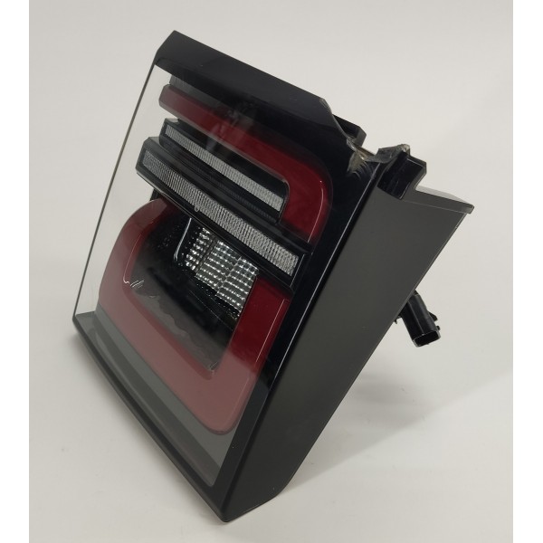 Lanterna Tampa T.e Discovery Sport 2021 Diesel C/detalhe Esquerdo/motorista Vermelho