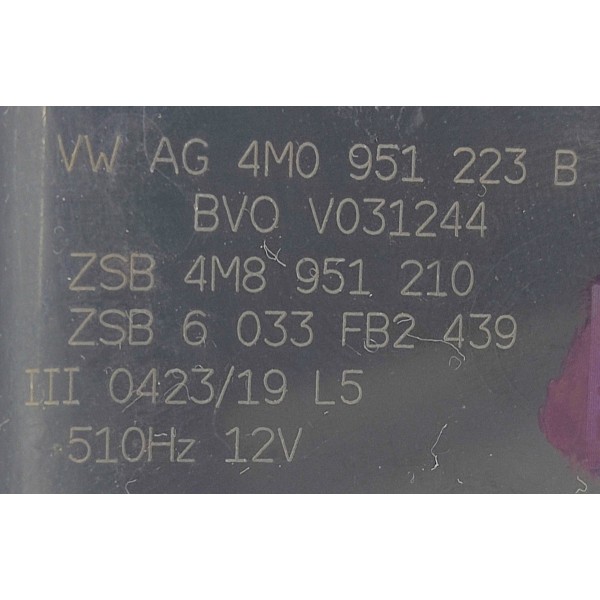 Par Buzina Audi Q8 2019 4m0951223