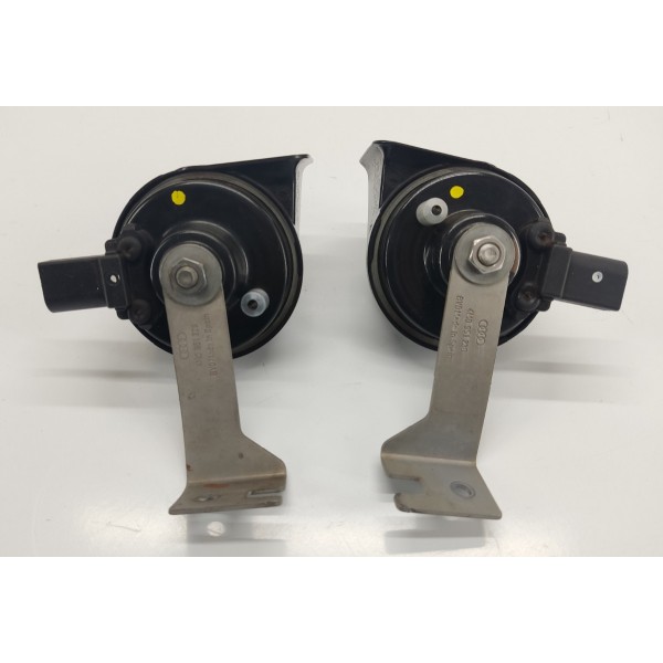 Par Buzina Audi Q8 2019 4m0951223