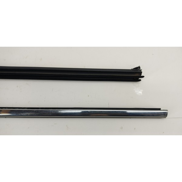 Pestana Interna Externa Porta D.e Ford Ranger Limited 2024