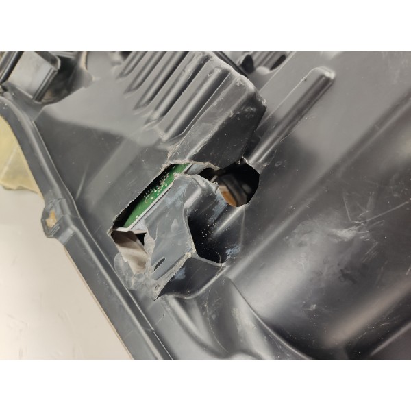 Farol Retirada Peças L.d Ford Ranger 2024 Direito/passageiro Branco