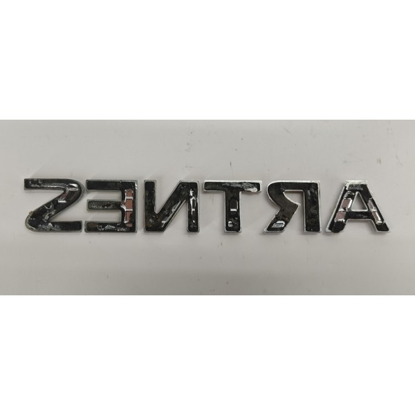 Emblema Sentra Tampa Traseira Nissan Sentra 2.0 2011 Prateado