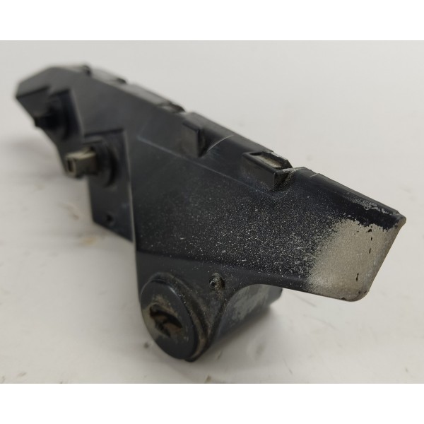 Guia Parachoque D.e Nissan Sentra 2.0 2011 C/detalhe