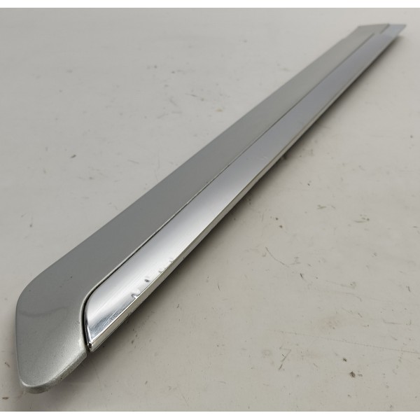 Friso Porta T.e Nissan Sentra 2.0 2011 82871zt51ac Prateado