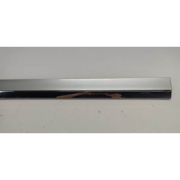 Friso Porta D.d Nissan Sentra 2.0 2011 80870zt59ac Prateado