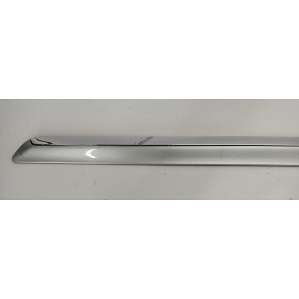 Friso Porta D.e Nissan Sentra 2.0 2011 80871zt5ac Prateado