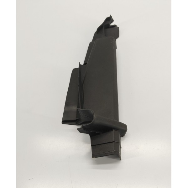 Acabamento Painel Frontal Capo D.e Audi Q8 2019 4m821169 Preto Listras