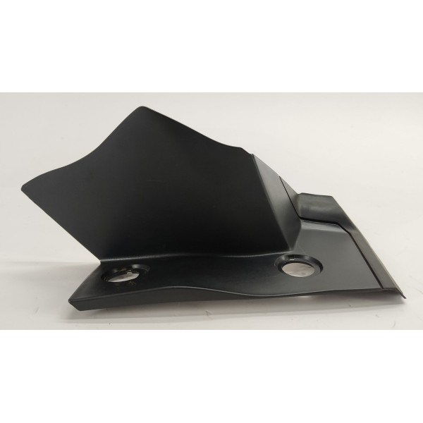 Acabamento Lanterna T.e Gm Tracker 1.2 Turbo 2023 03801060 Preto