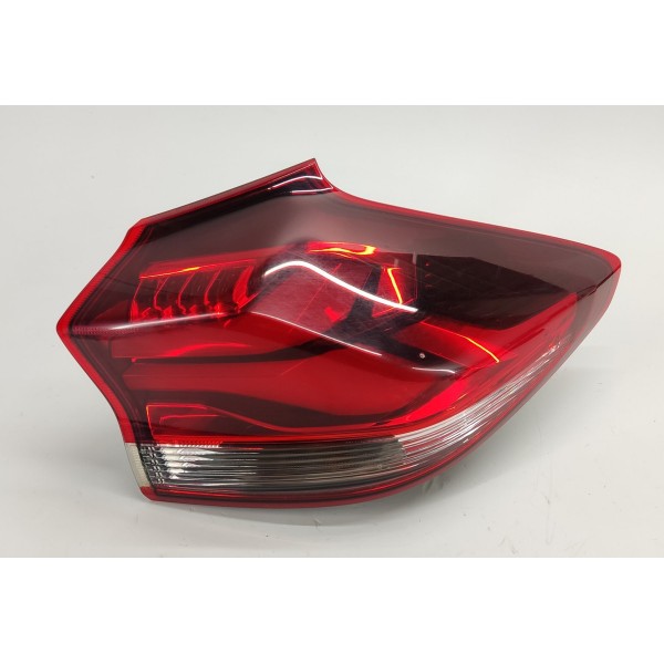 Lanterna Traseira Direita Gm Tracker 1.2 Turbo 2023 26344411 Direito/passageiro Vermelho