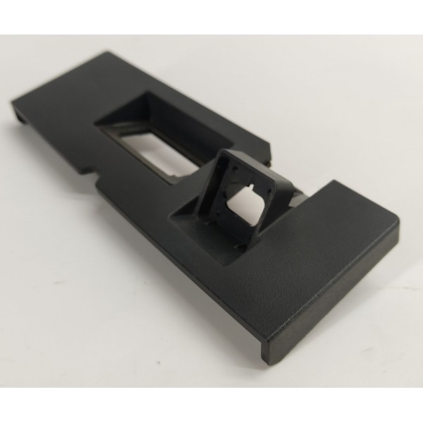 Moldura Botao Abertura Mala Ré Gm Tracker 1.2 Turbo 2023