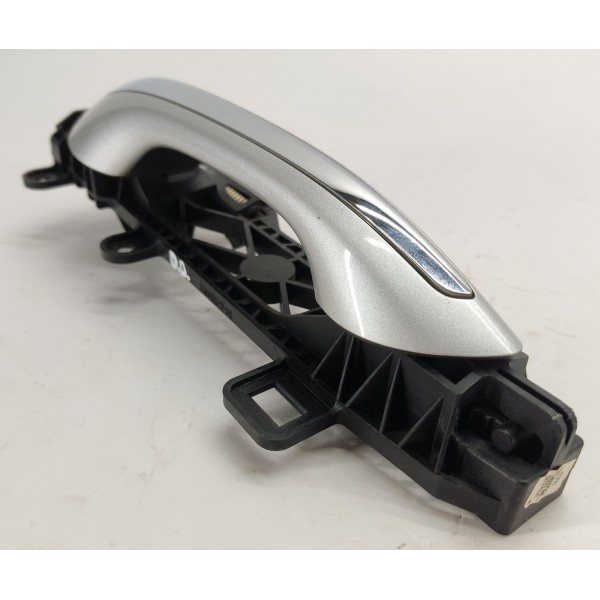 Maçaneta Externa Porta D.d Gm Tracker 1.2 Turbo 2023 Cinza Dianteira