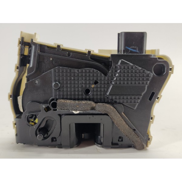 Fechadura Porta T.d Gm Tracker 1.2 Turbo 2023 26317123 Branco