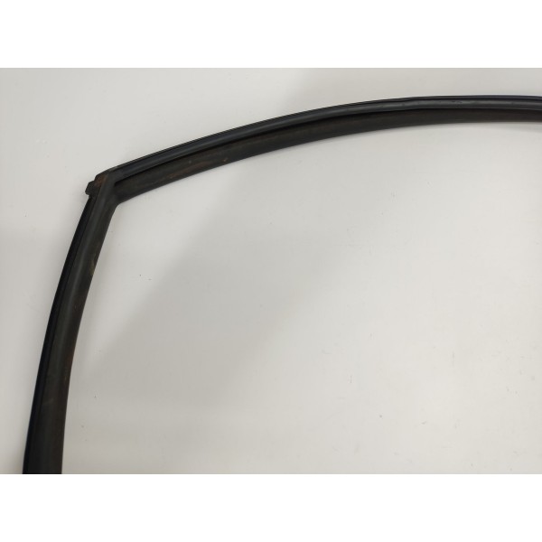 Borracha Porta D.e Gm Tracker 1.2 Turbo 2023 C/detalhe Preto