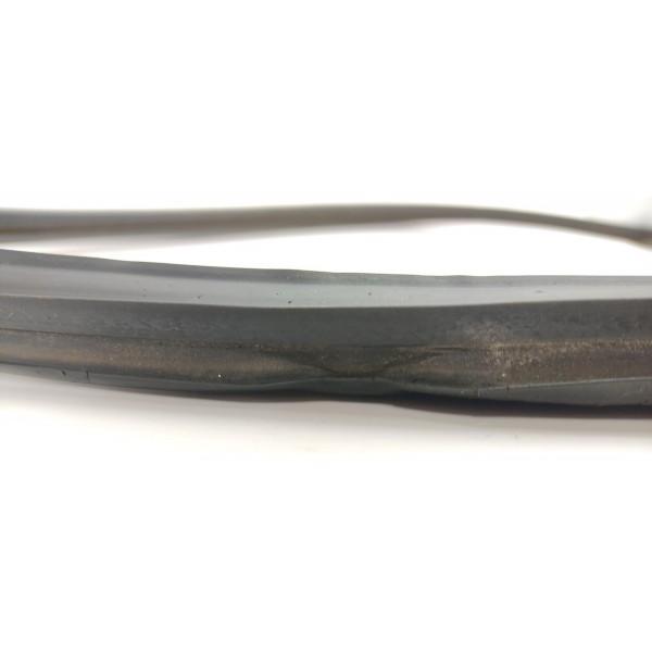 Borracha Porta D.e Gm Tracker 1.2 Turbo 2023 C/detalhe Preto