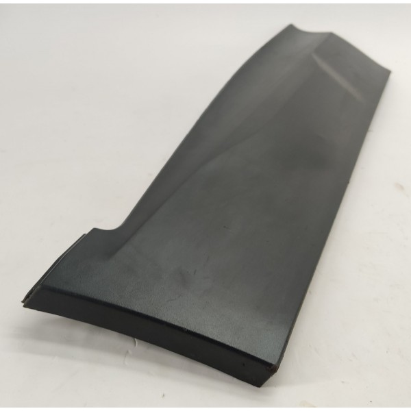 Friso Borrachão T.d Porta Gm Tracker 1.2 Turbo 2023 Preto